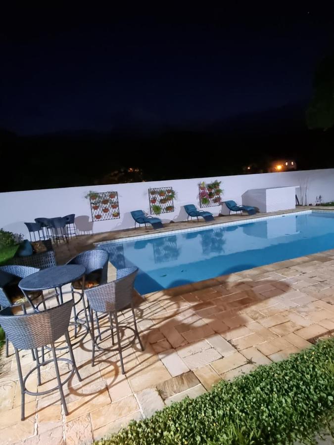 Villa Casa Dom Quixote, Pequena Chacara No Centro Da Cidade à Atibaia Extérieur photo