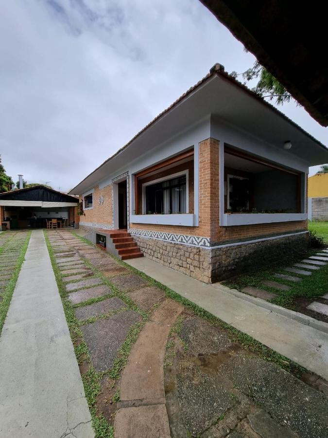 Villa Casa Dom Quixote, Pequena Chacara No Centro Da Cidade à Atibaia Extérieur photo