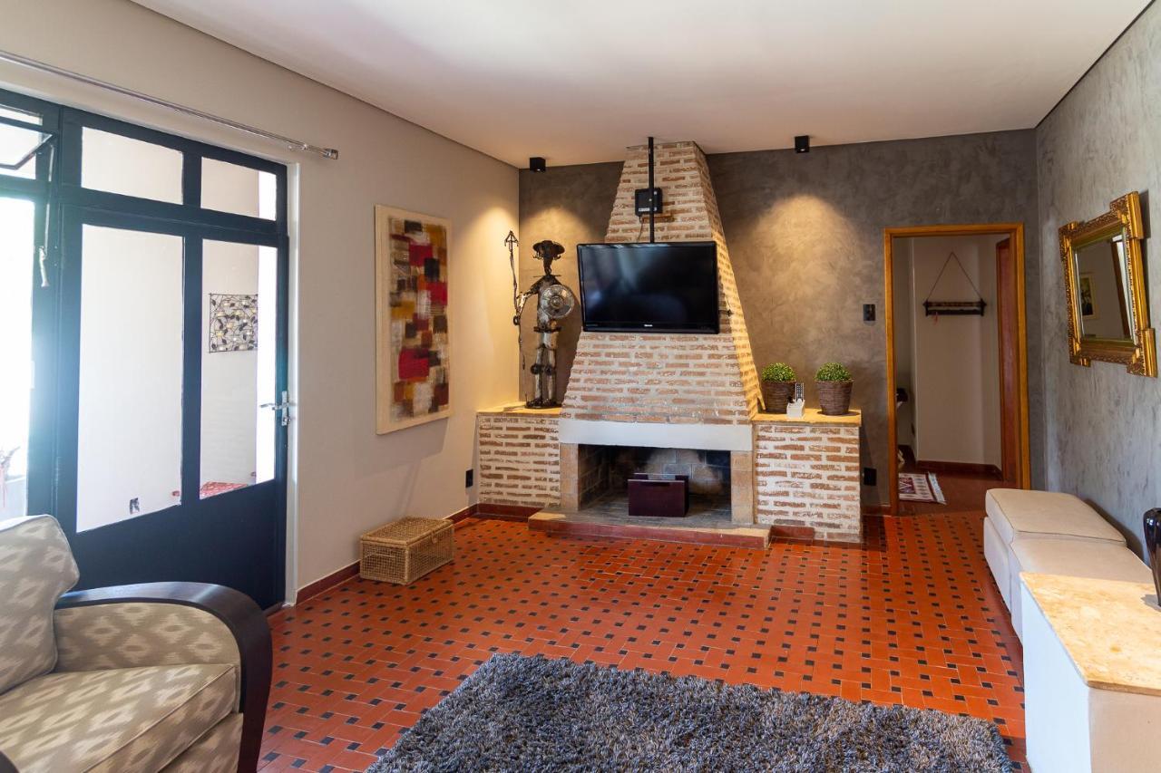 Villa Casa Dom Quixote, Pequena Chacara No Centro Da Cidade à Atibaia Extérieur photo
